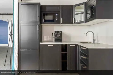 Bureau 220 m² – Paris (75010)