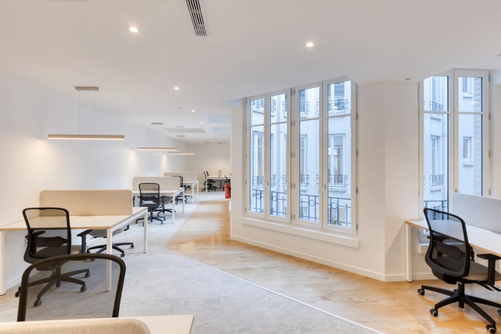 Bureau 1 160 m² – Paris (75009)