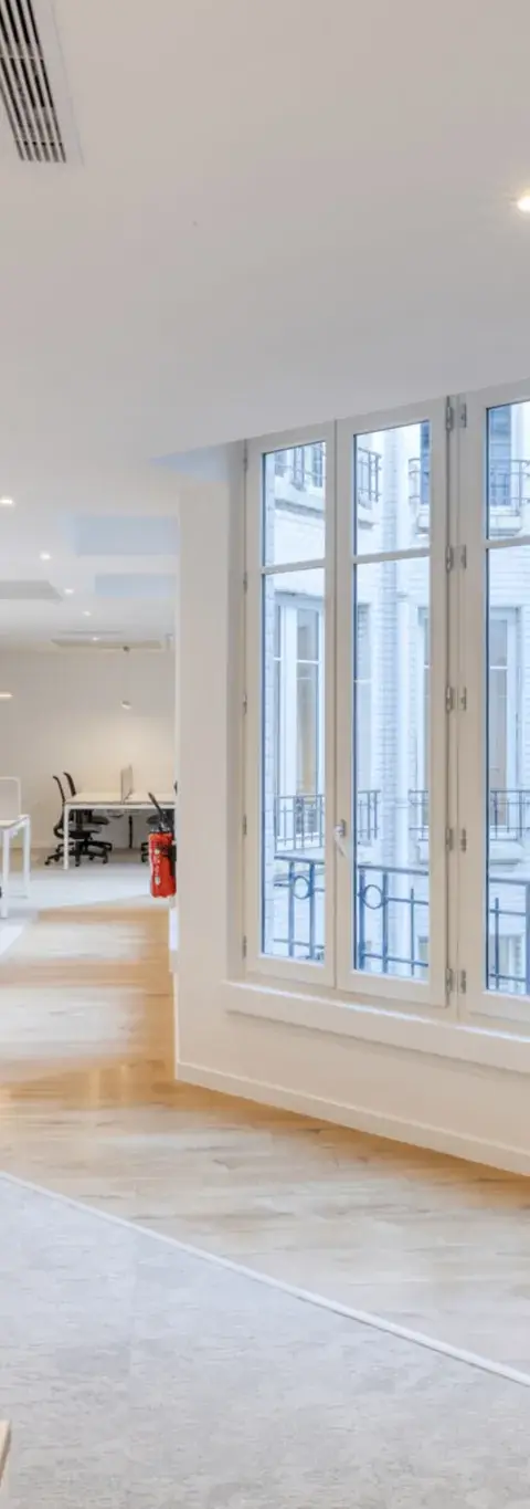 Bureau 1 160 m² – Paris (75009)