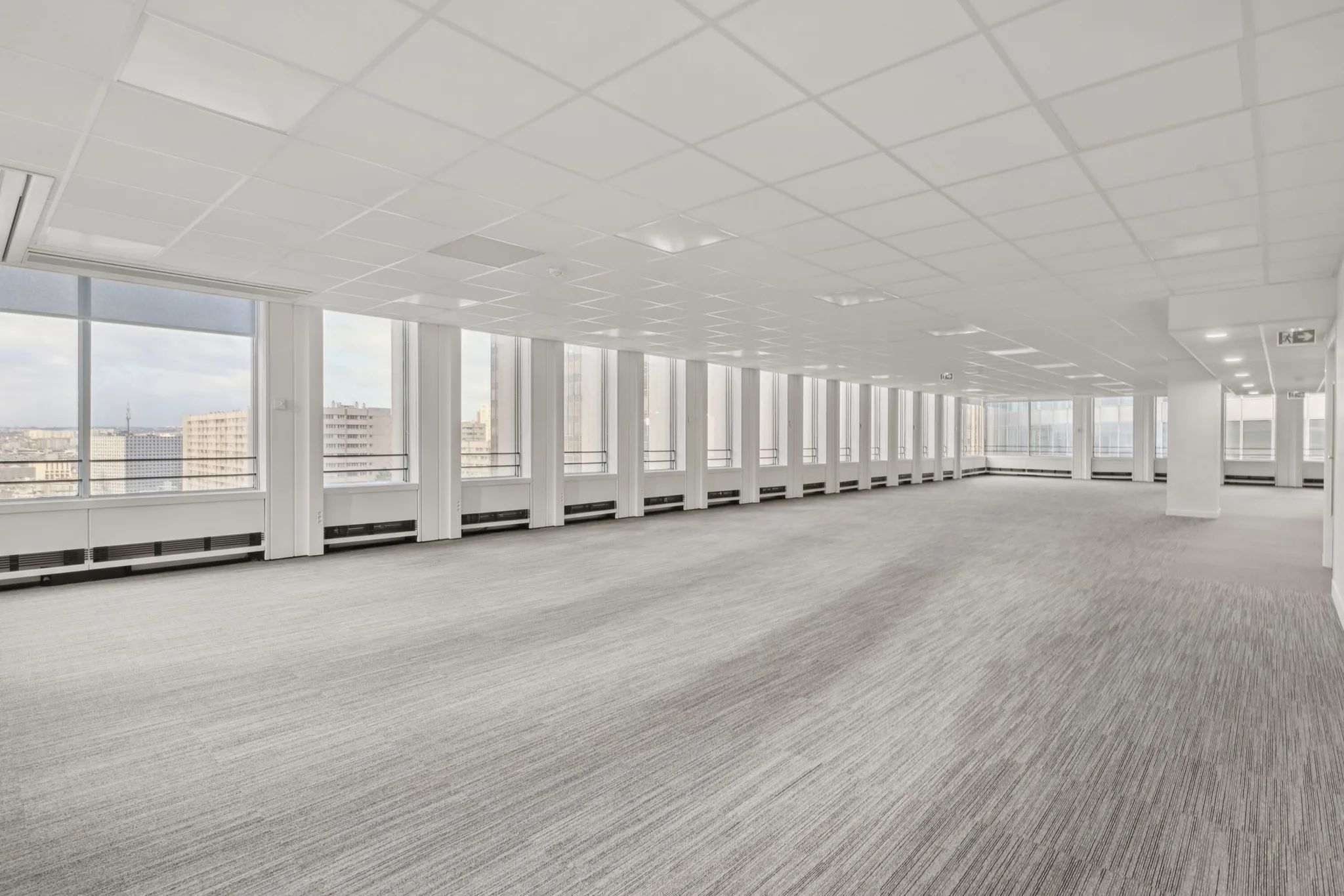 Bureau 1 036 m² – Puteaux (92800)