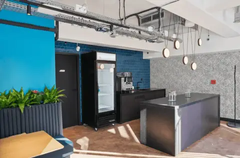 Coworking 628 m² – Paris (75003)