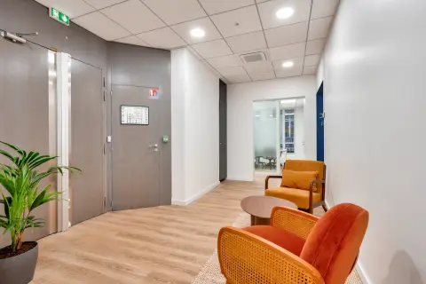 Bureau 280 m² – Paris (75008)