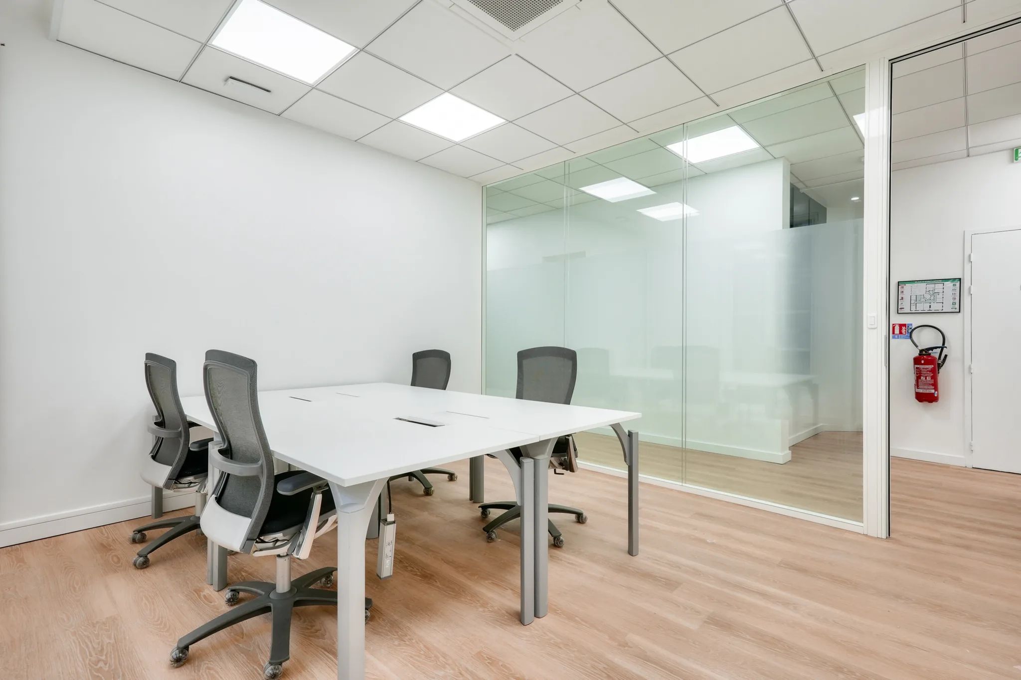 Bureau 280 m² – Paris (75008)
