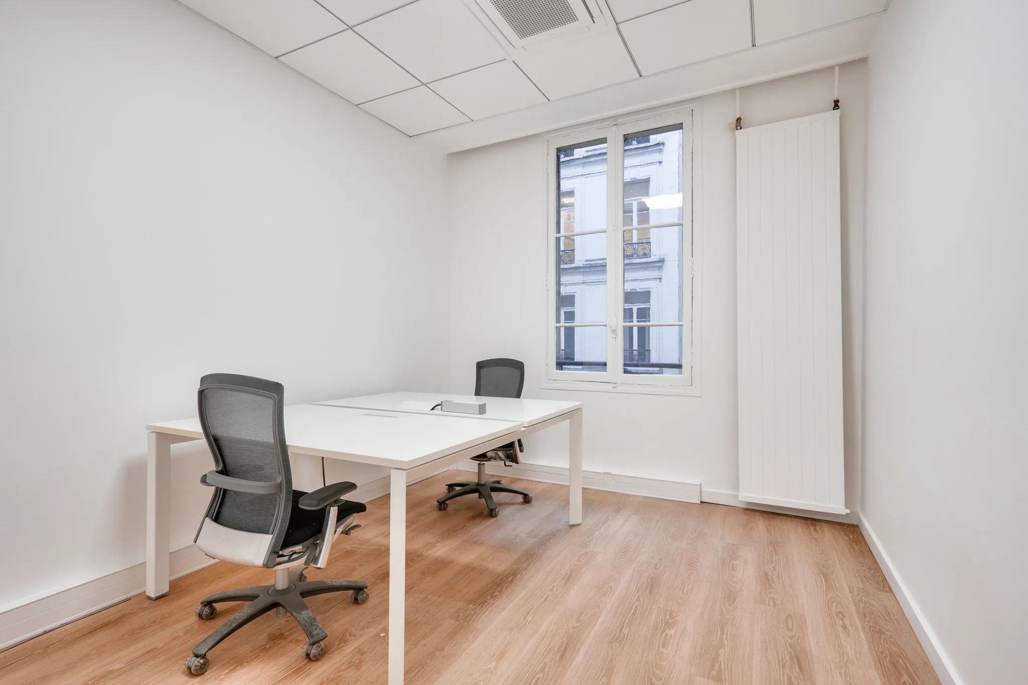 Bureau 280 m² – Paris (75008)