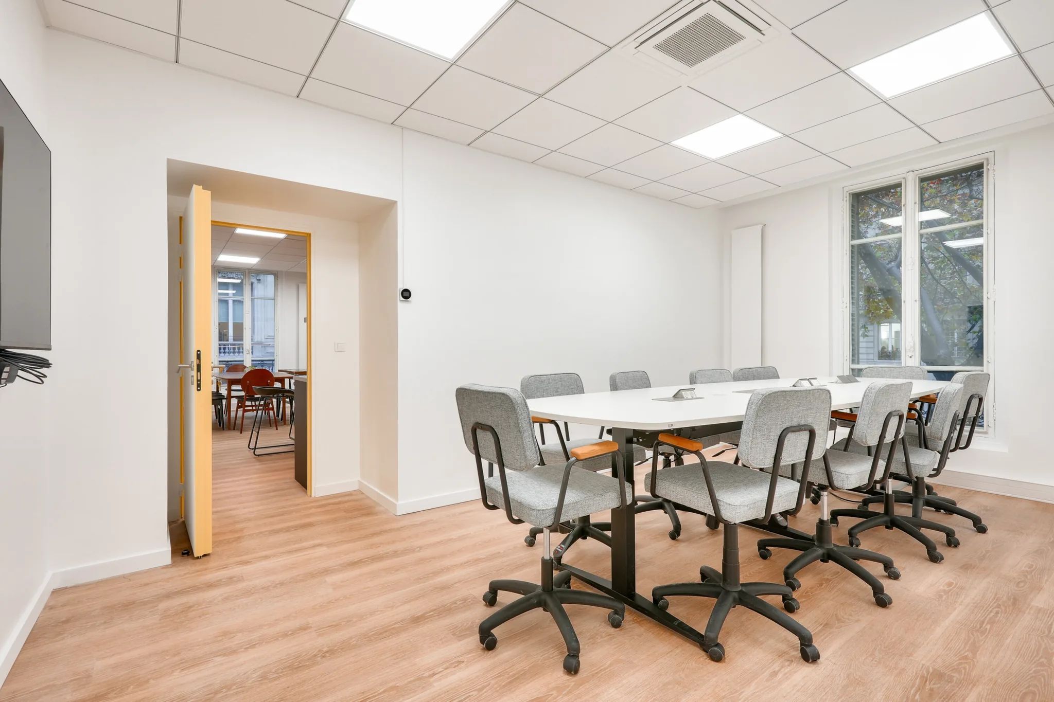 Bureau 280 m² – Paris (75008)