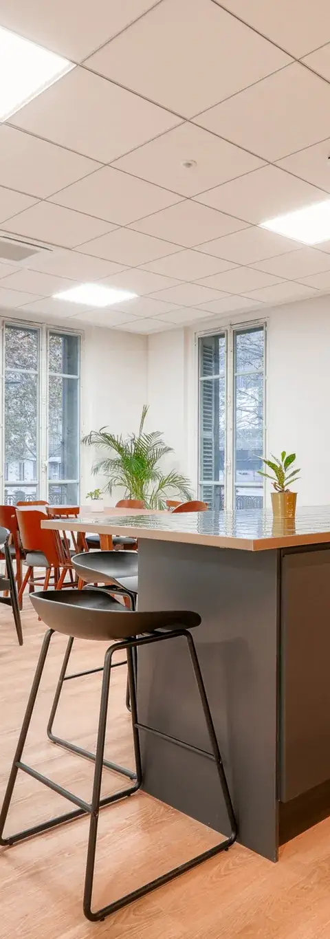 Bureau 280 m² – Paris (75008)