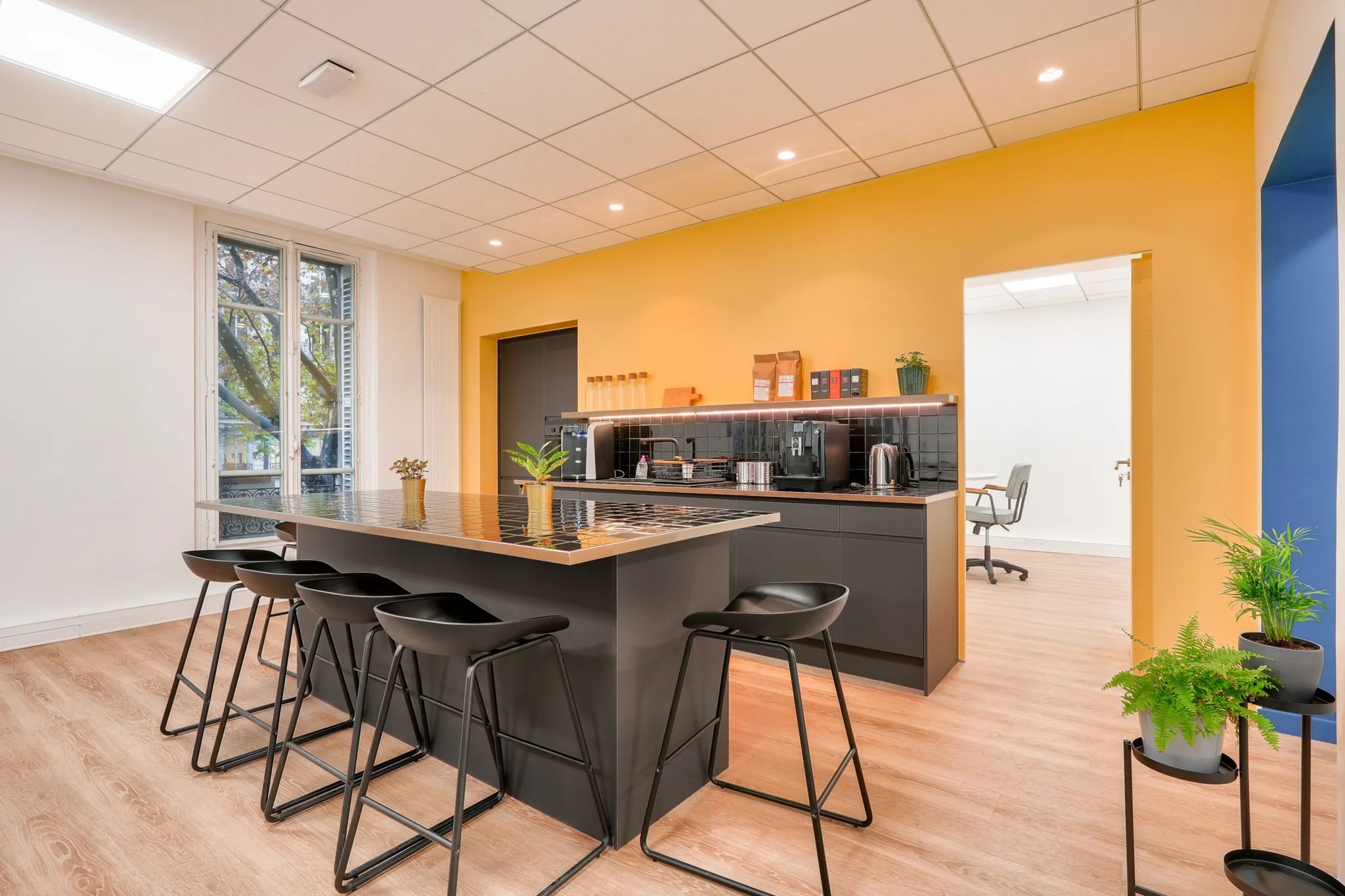 Bureau 280 m² – Paris (75008)