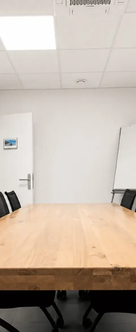 Coworking 45 m² – Marseille (13002)