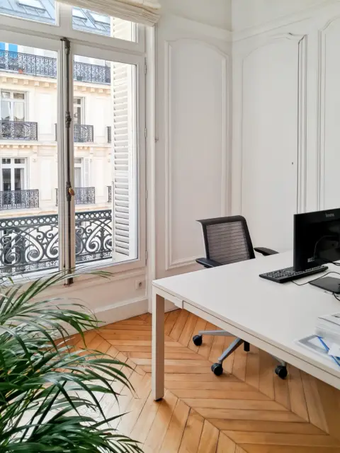 Coworking 2 m² – Paris (75008)