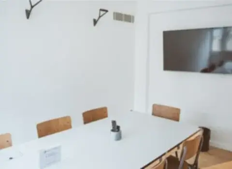 Bureau 500 m² – Paris (75116)