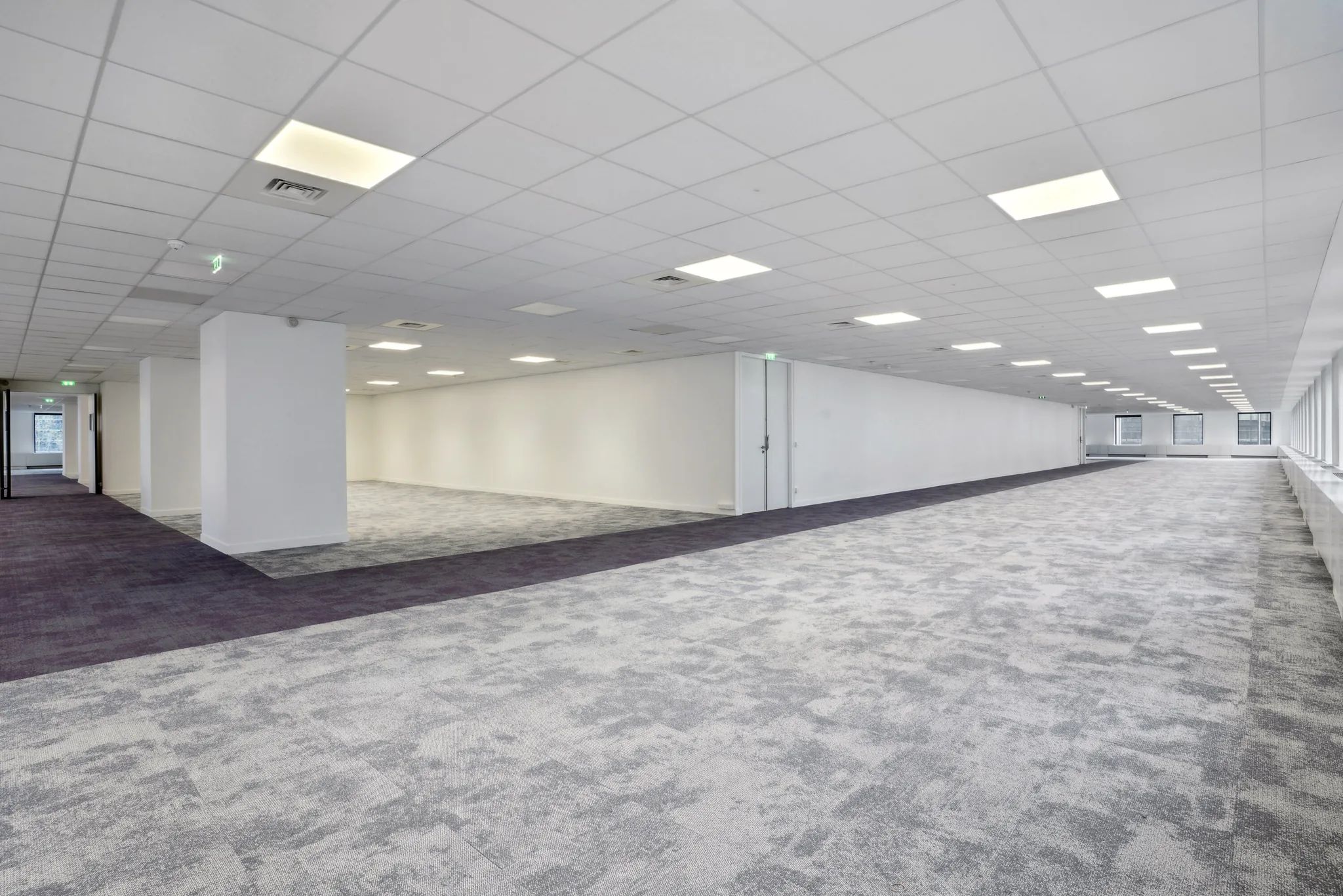 Bureau 6 900 m² – Courbevoie (92400)