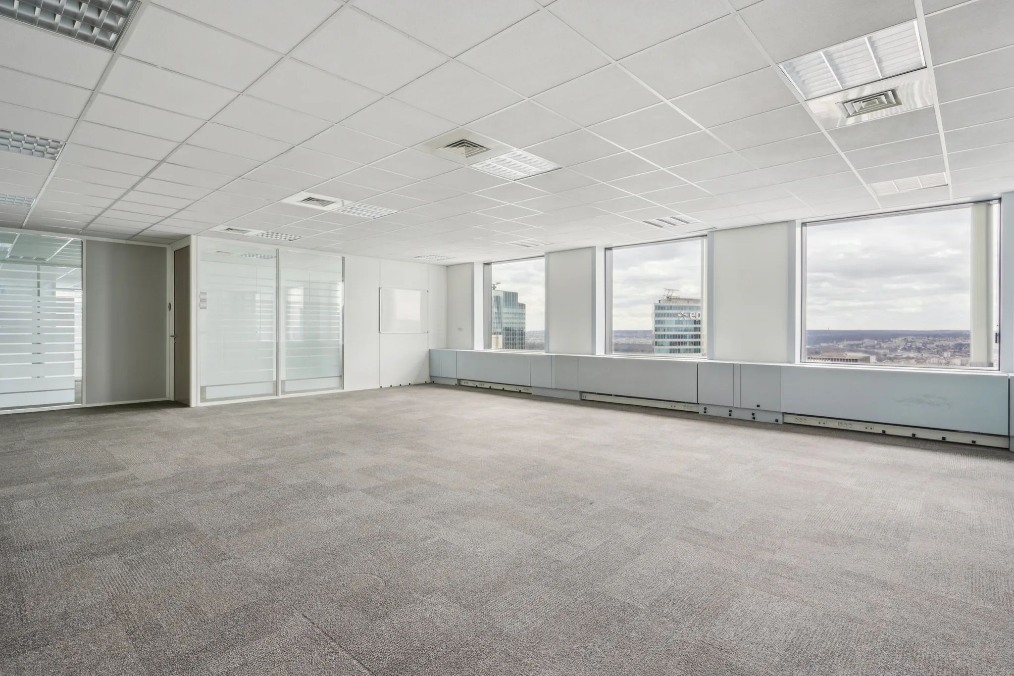 Bureau 6 900 m² – Courbevoie (92400)