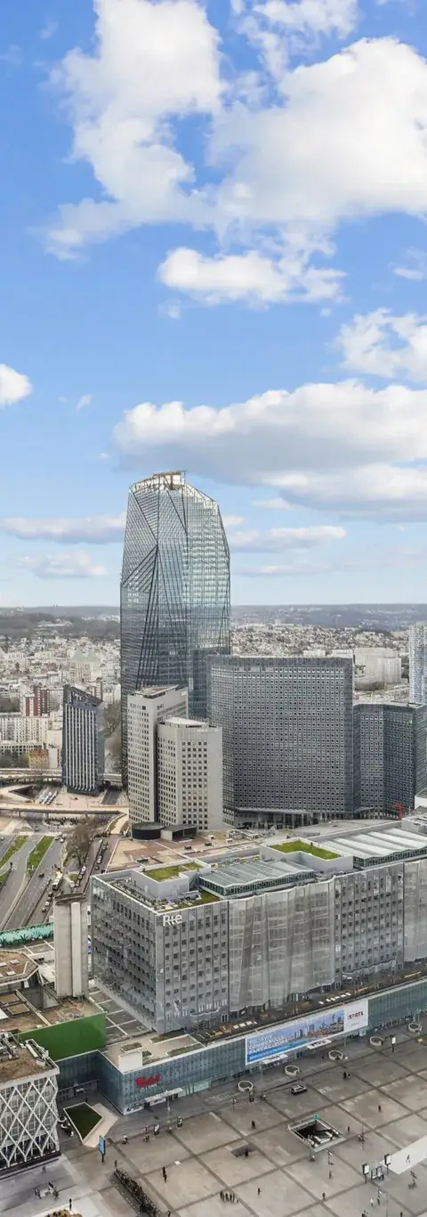 Bureau 6 900 m² – Courbevoie (92400)