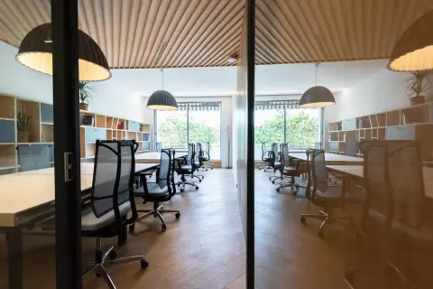 Bureau 15 m² – Paris (75008)