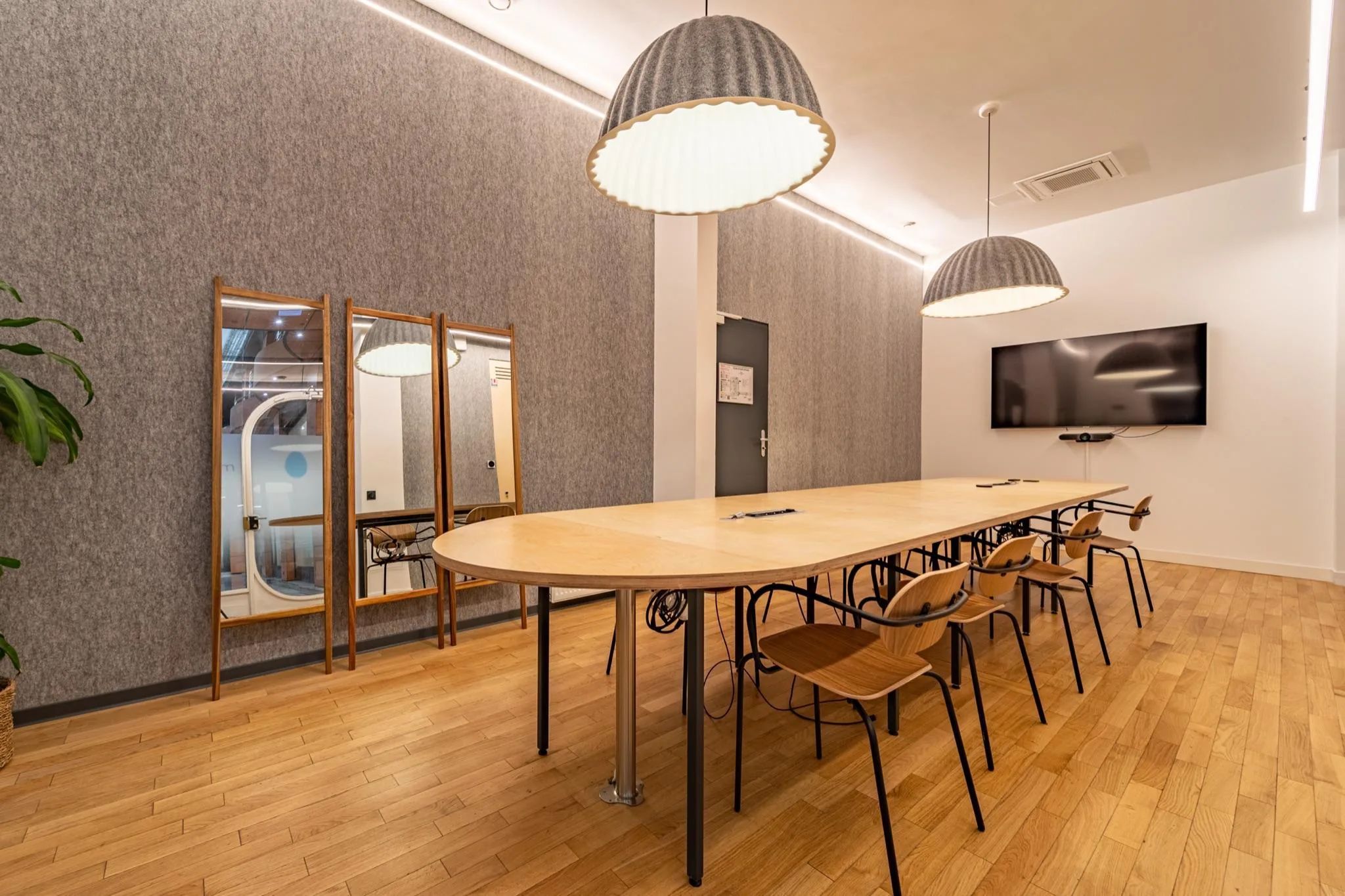 Bureau 15 m² – Paris (75008)