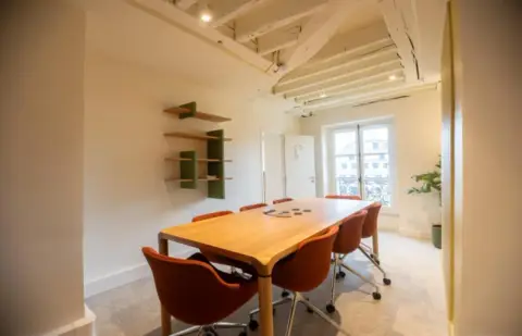 Bureau 259 m² – Paris (75009)