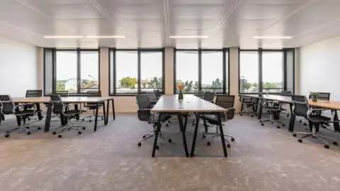Bureau 43 m² – Fontenay-sous-Bois (94120)