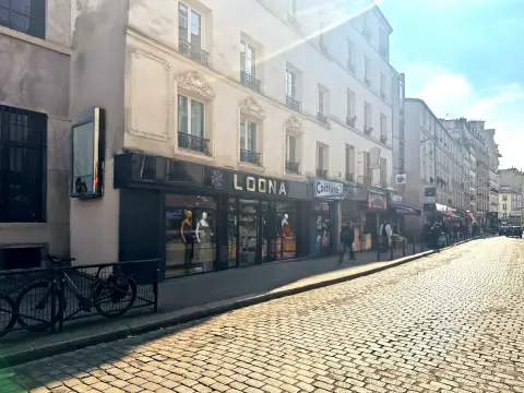 Commerce 331 m² – Paris (75011)