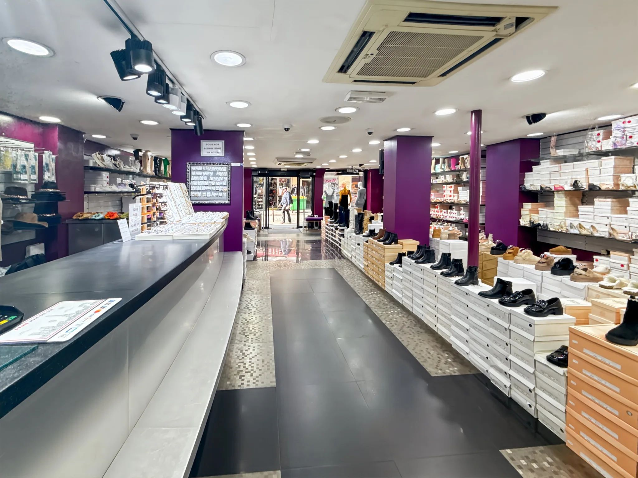 Commerce 331 m² – Paris (75011)