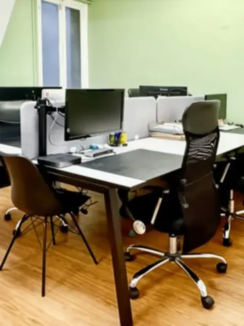 Bureau 71 m² – Paris (75012)