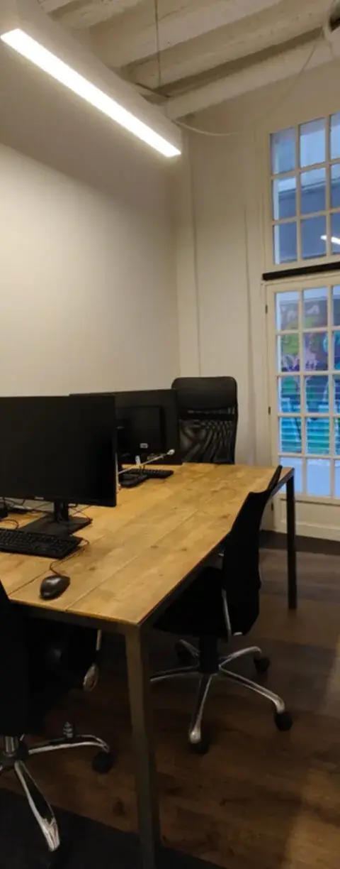 Bureau 38 m² – Paris (75004)
