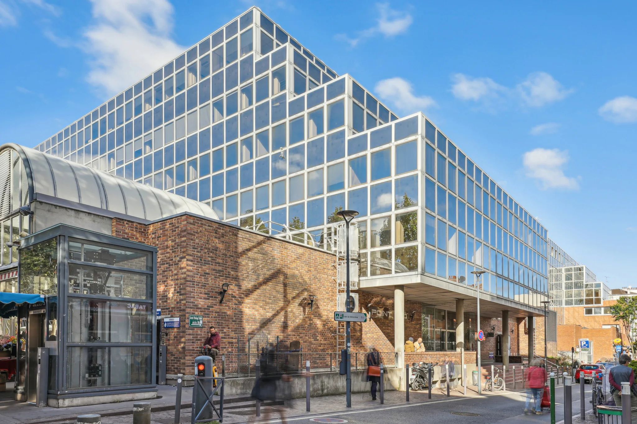 Bureau 878 m² – Malakoff (92240)