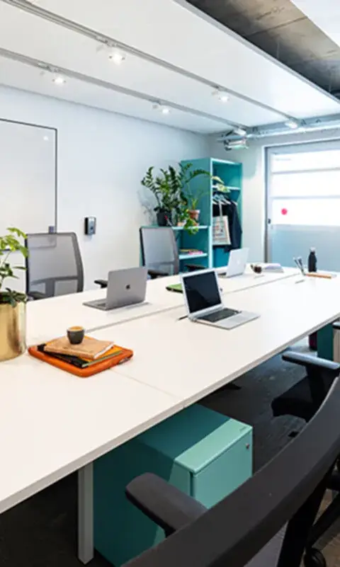 Bureau 1 576 m² – Paris (75011)