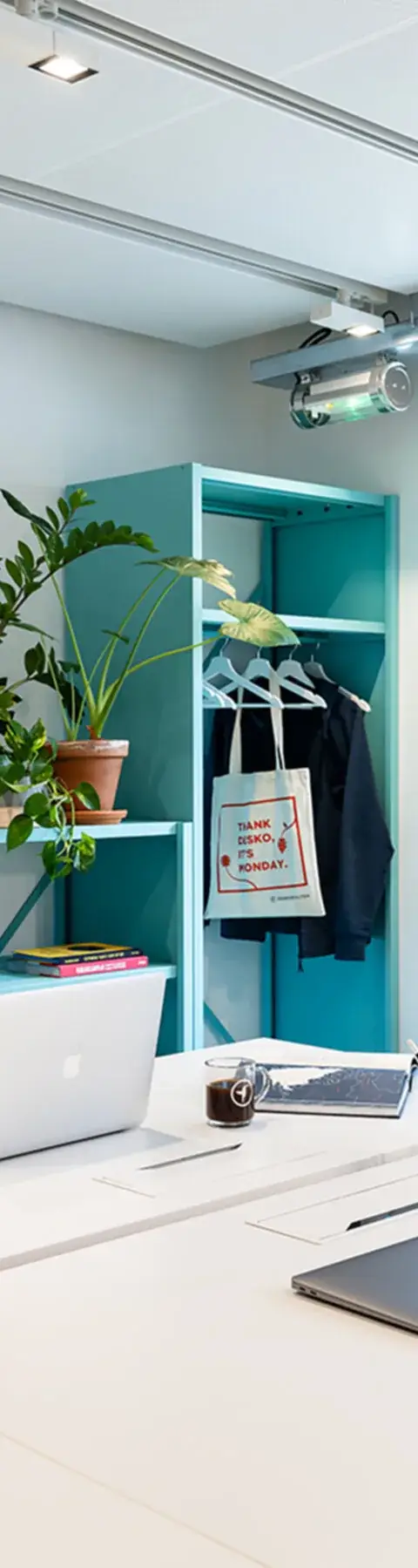 Bureau 1 576 m² – Paris (75011)