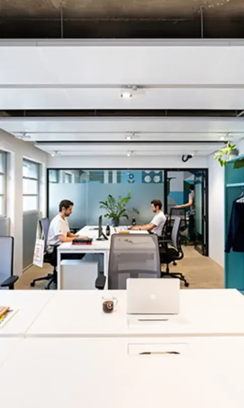 Bureau 1 576 m² – Paris (75011)