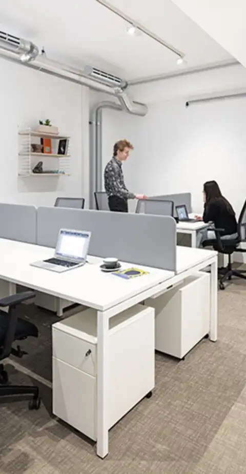 Bureau 1 576 m² – Paris (75011)