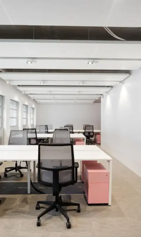 Bureau 1 576 m² – Paris (75011)