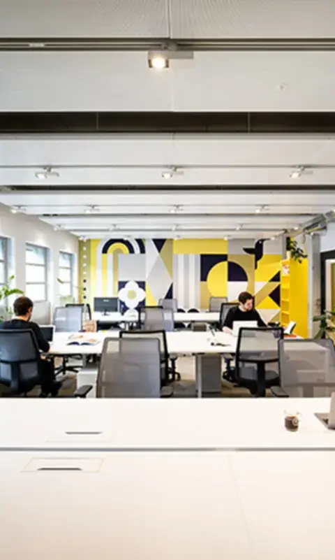 Bureau 1 576 m² – Paris (75011)