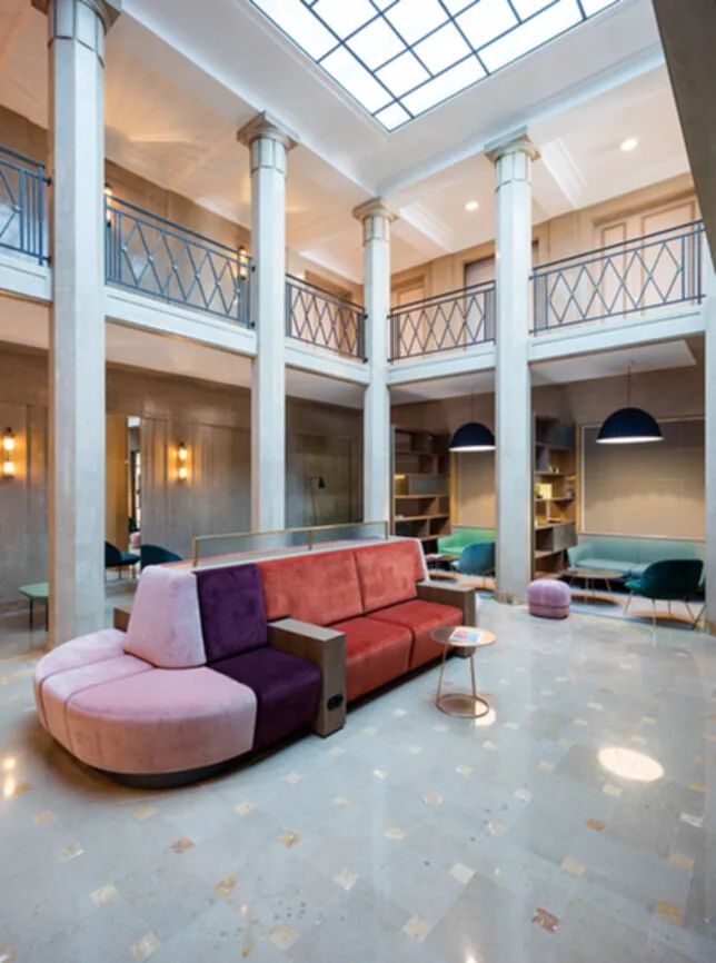 Bureau 1 576 m² – Paris (75011)
