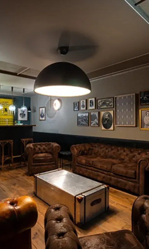 Bureau 1 576 m² – Paris (75011)