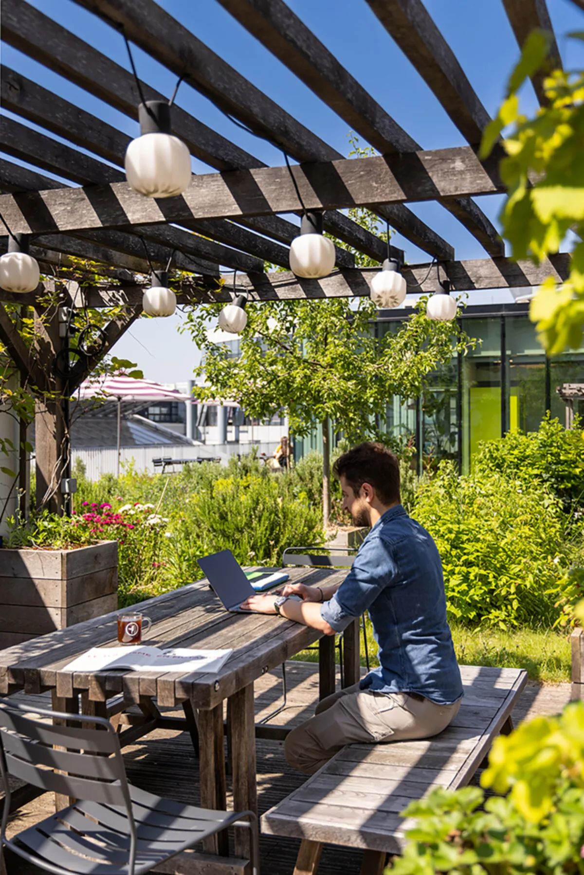 Bureau 1 576 m² – Paris (75011)