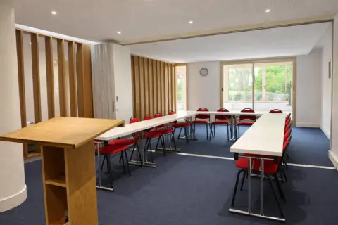Bureau 180 m² – Paris (75016)
