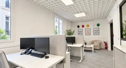 Bureau 100 m² – Paris (75012)