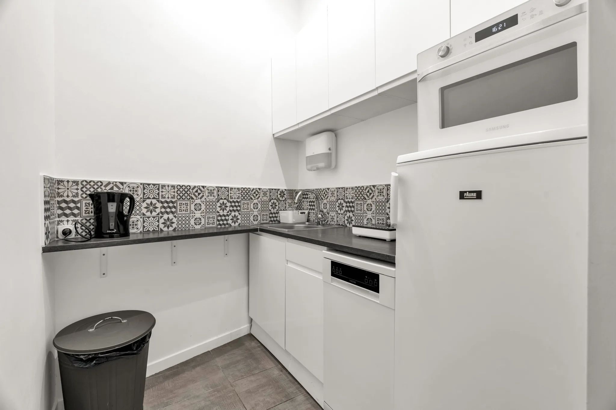Bureau – Paris (75116)