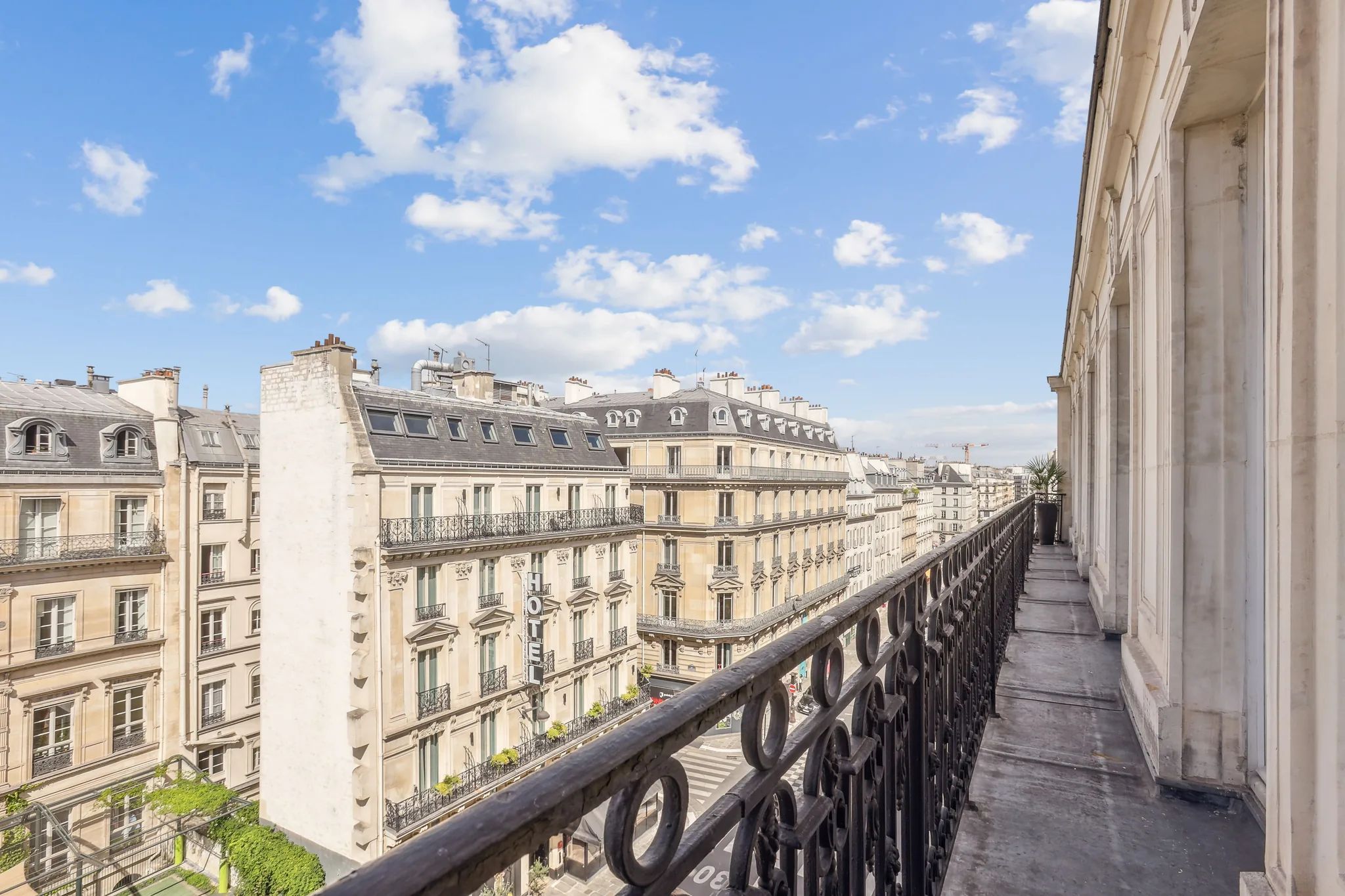 Bureau 261 m² – Paris (75009)