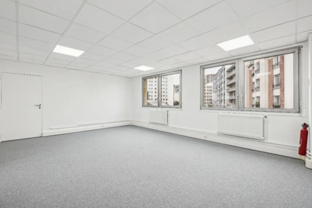 Bureau 1 962 m² – Paris (75013)