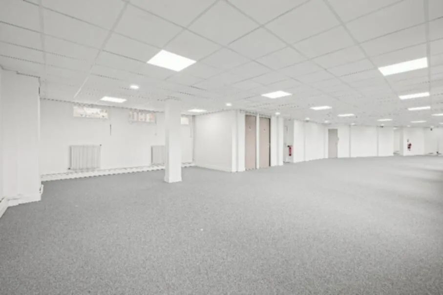 Bureau 1 962 m² – Paris (75013)
