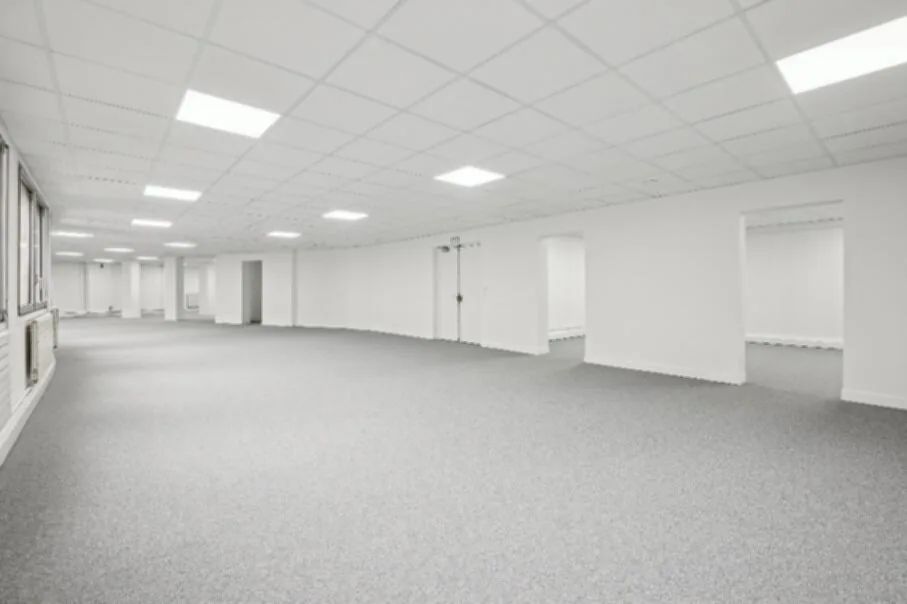 Bureau 1 962 m² – Paris (75013)