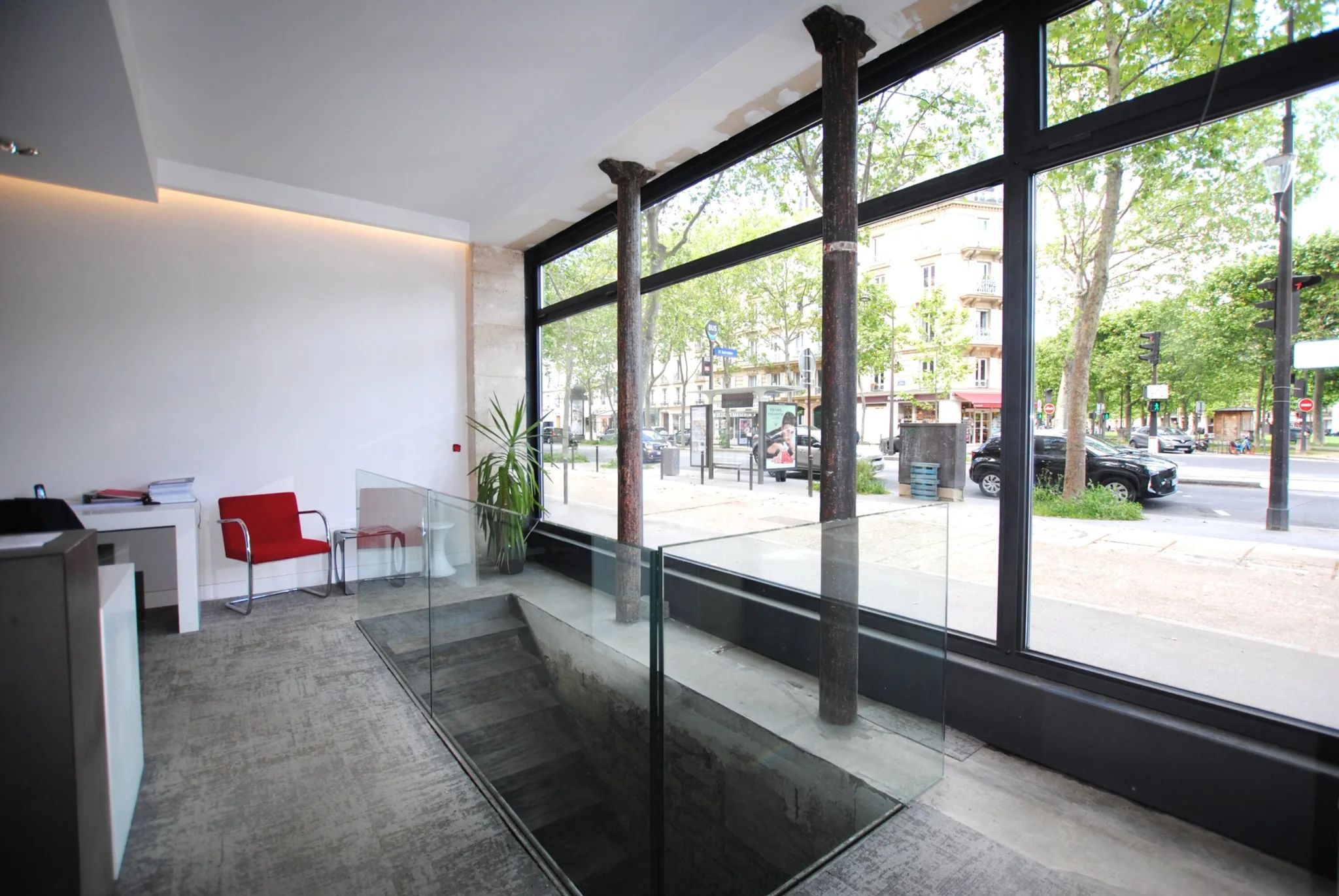 Bureau 140 m² – Paris (75007)