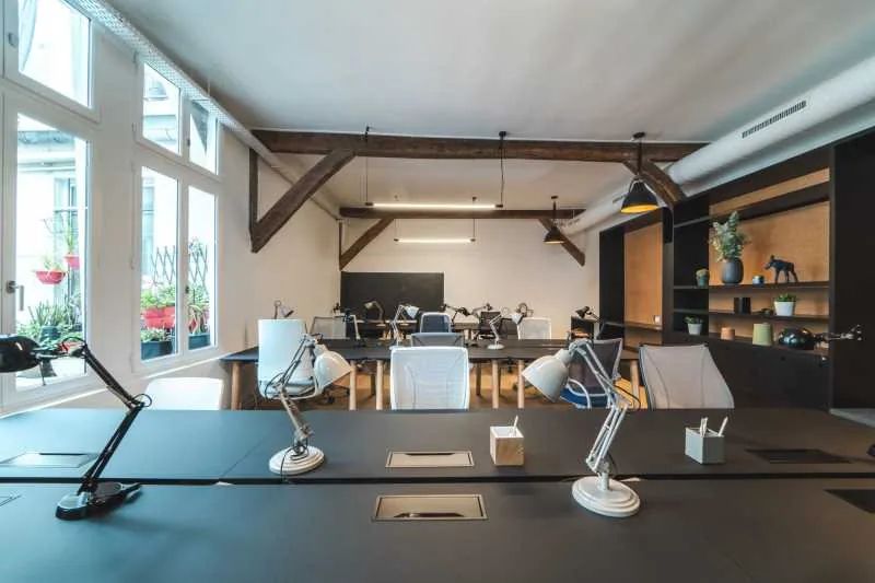 Bureau 526 m² – Paris (75010)