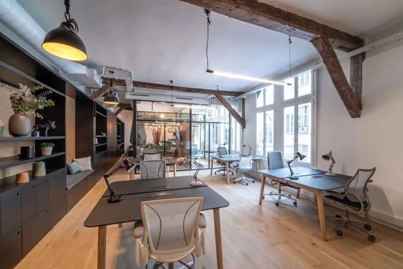 Bureau 526 m² – Paris (75010)