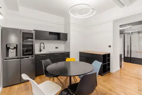 Coworking 80 m² – Paris (75017)