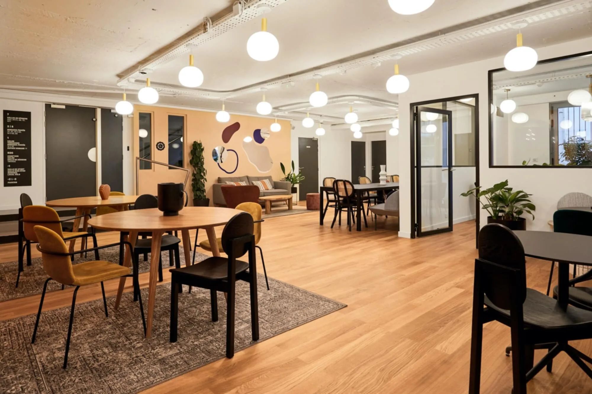 Bureau 212 m² – Paris (75010)