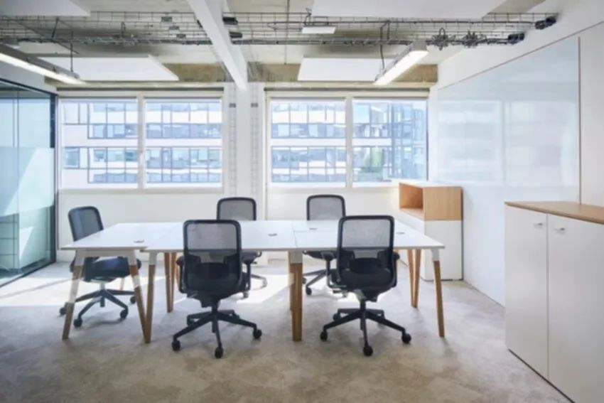 Bureau 707 m² – Issy-les-Moulineaux (92130)