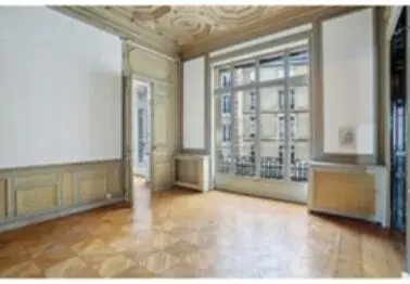 Bureau 1 142 m² – Paris (75008)