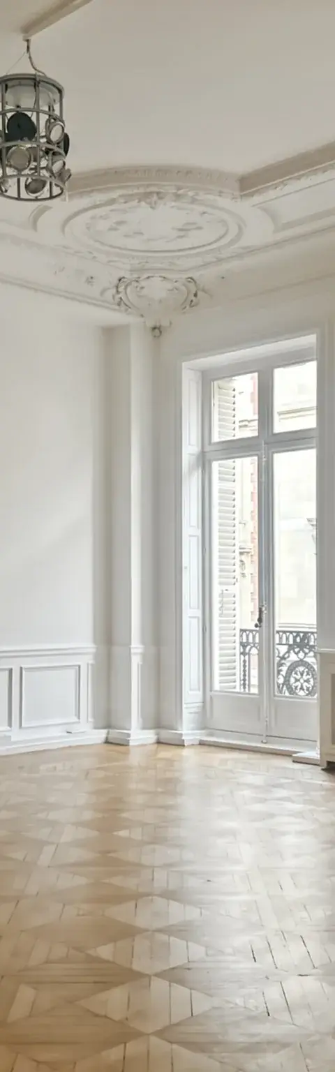 Bureau 1 142 m² – Paris (75008)